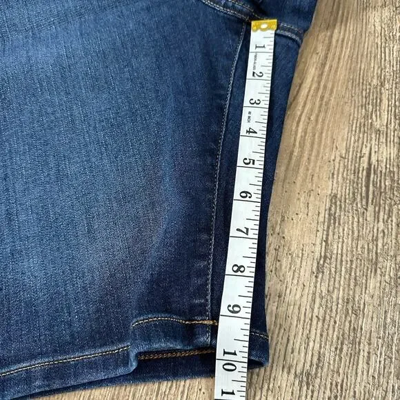 Lane Bryant Sz 16 Mid Rise Bermuda Flex Magic Waistband Jean Denim Shorts 34x10 - Picture 5 of 7